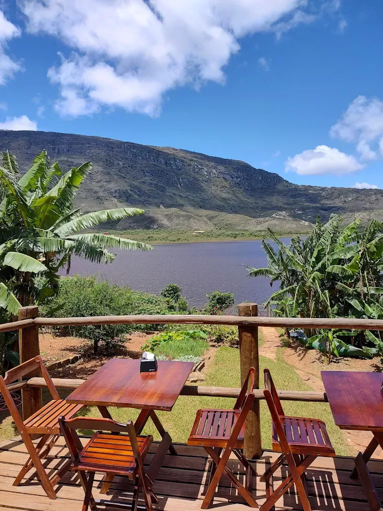 Varanda do Restaurante Moendas, um dos bares e restaurantes de Lapinha da Serra